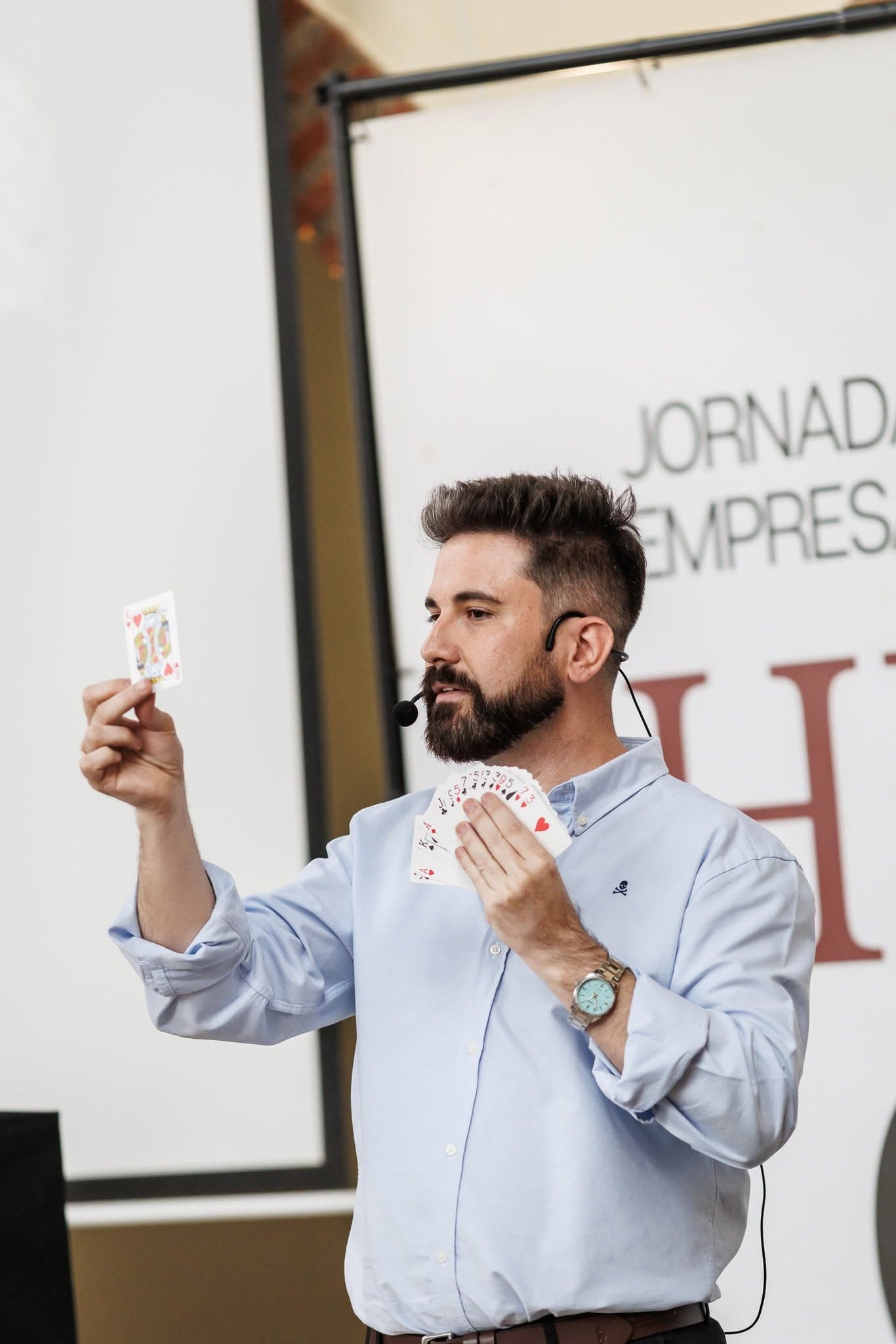 ¿Cuánto cuesta contratar un mago? Precios y factores que influyen