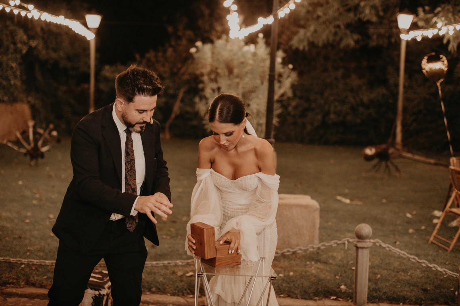 Magia en bodas: todo lo que necesitas saber antes de contratar un mago